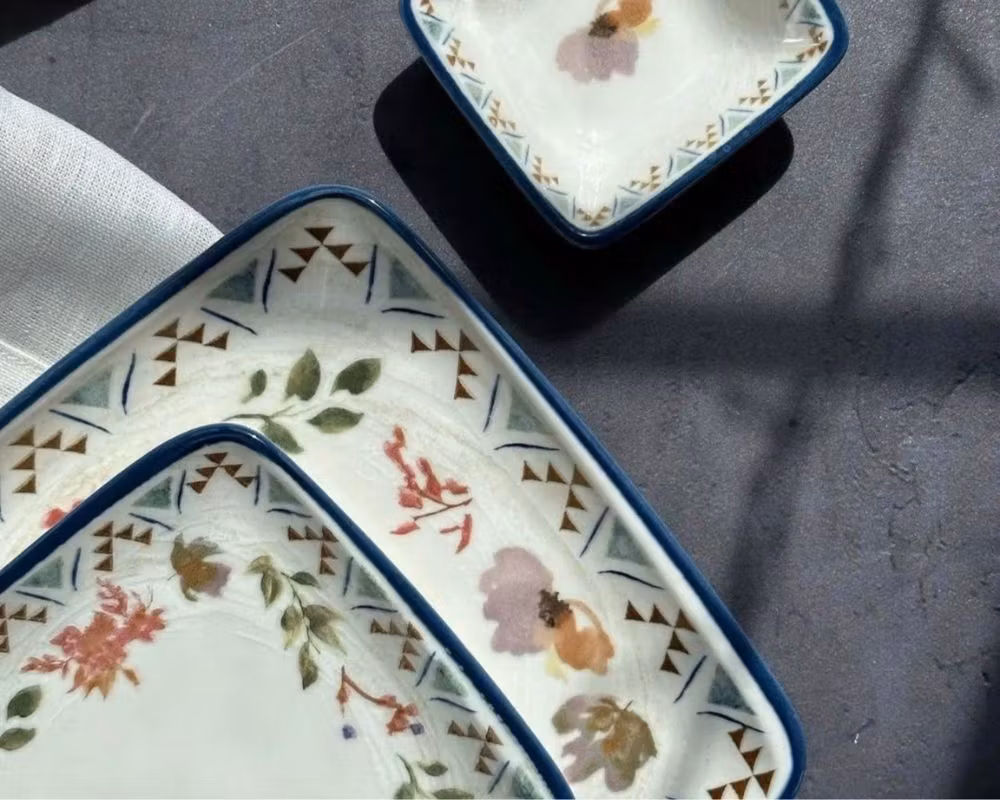 SPRING Rekt Assiett 15x14cm