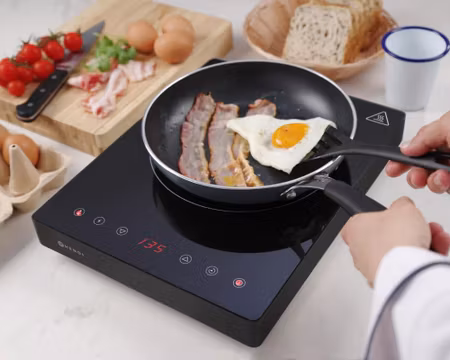 Induktionshäll Kitchen Line 2000W bottenstorlek: Ø120–220mm 2kW, HENDI