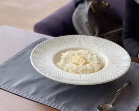 IRIS Tallrik djup med brett bräm, D28cm