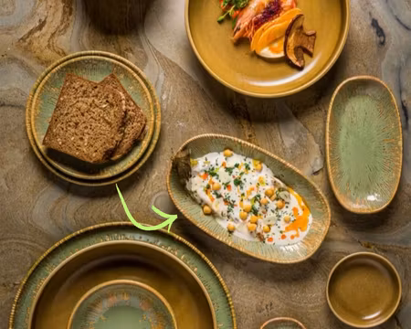 Sage Snell Oval Tallrik 24x14cm