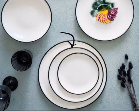 Linea Black Tallrik/Assiette 21cm