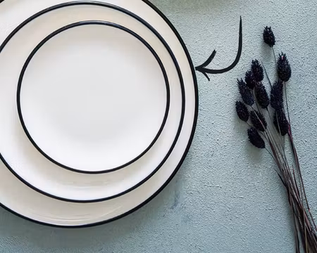Linea Black Tallrik Flat 27cm