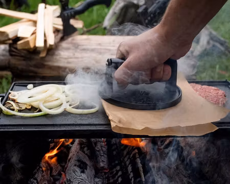 Hamburgerpress Smash Burger Press/Köttpress i Gjutjärn, Ø14 cm, SATAKE