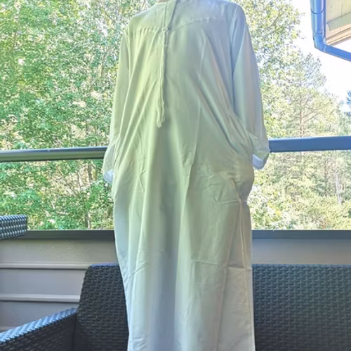 Vit Thobe för pojkar - Nu endast 150 SEK!