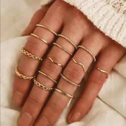 14 Delar Metallringar - Guld, Enfärgad!