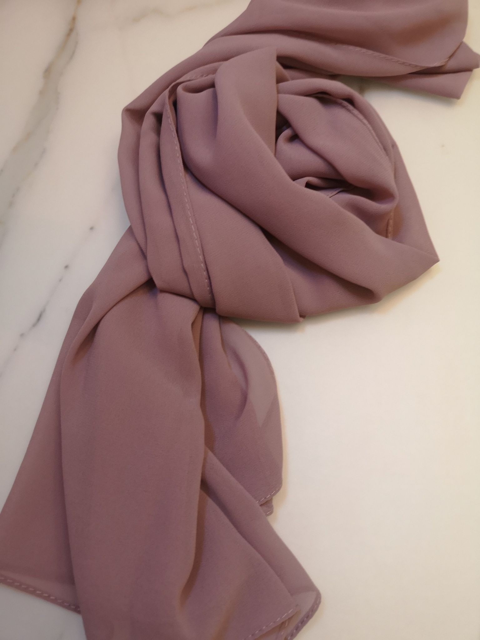 Exklusiv Chiffonhijab - 62 Färger, Hög Kvalitet!