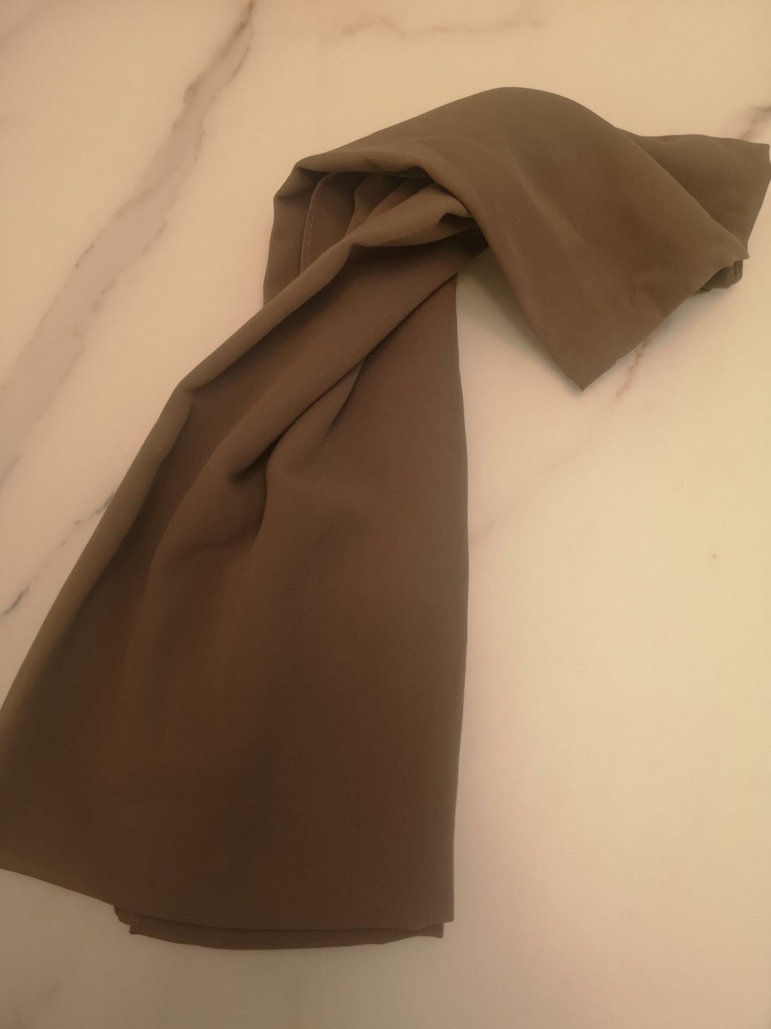 Exklusiv Chiffonhijab - 62 Färger, Hög Kvalitet!
