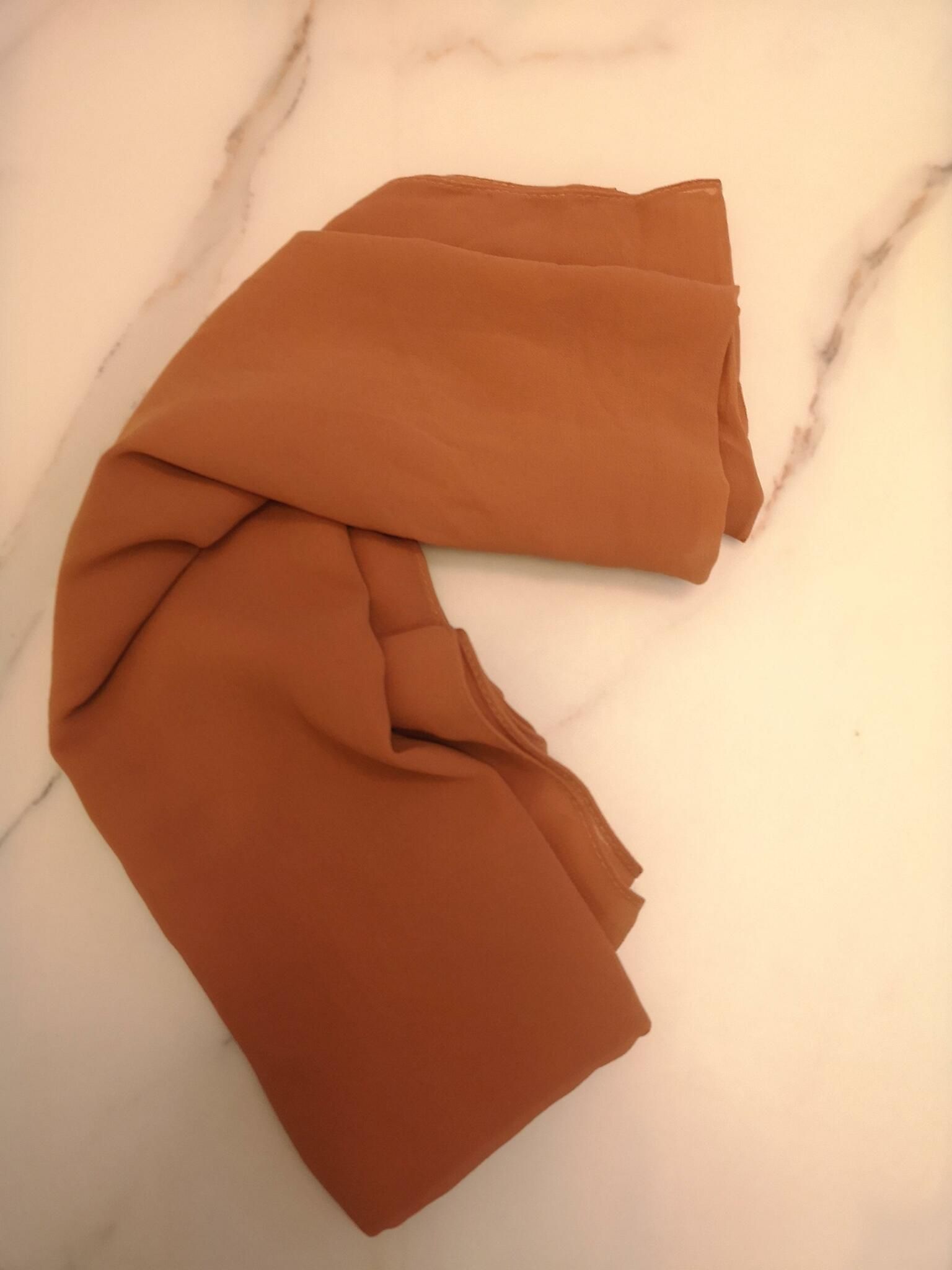 Exklusiv Chiffonhijab - 62 Färger, Hög Kvalitet!