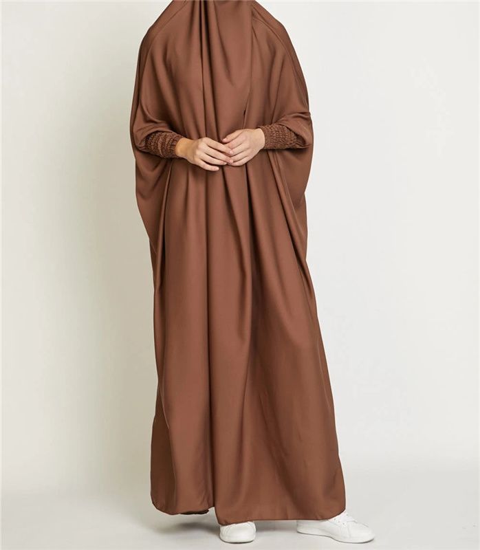 Lyxig Jilbab i Fin Silk: Färgrik, Mjuk & Glansig!