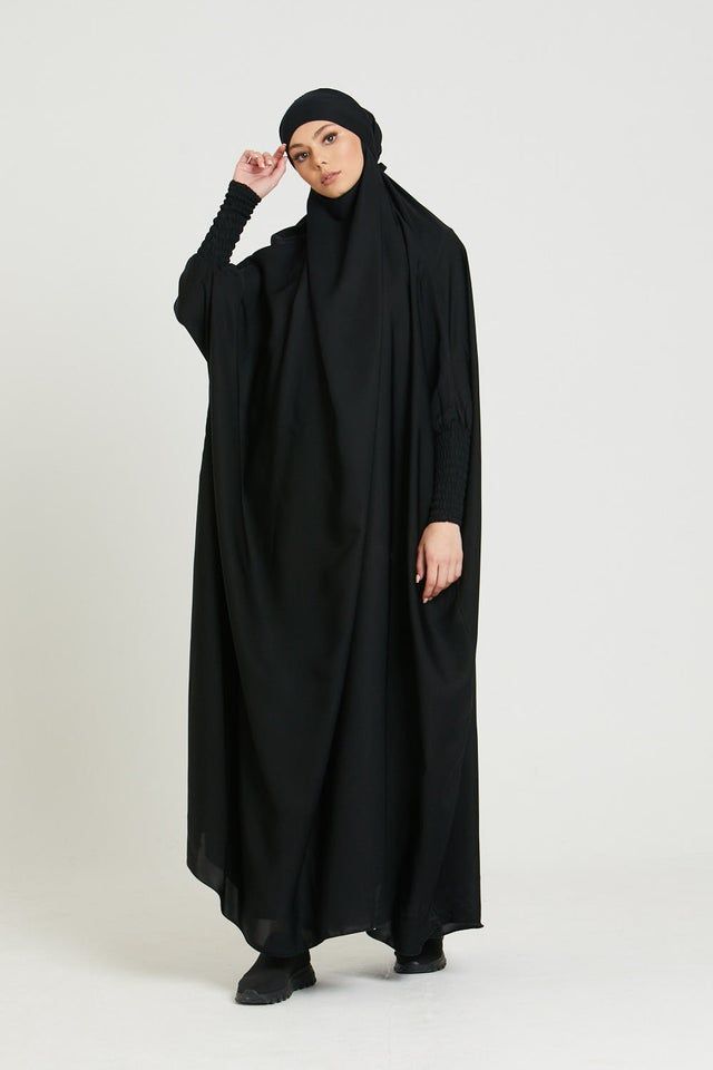 Lyxig Jilbab i Fin Silk: Färgrik, Mjuk & Glansig!