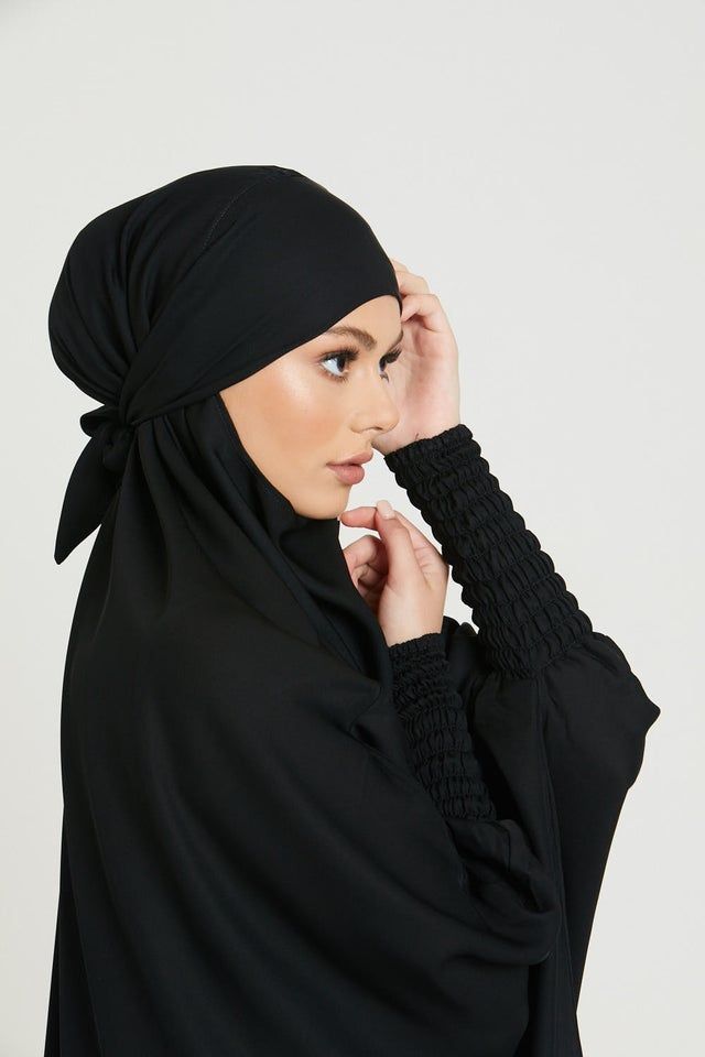 Lyxig Jilbab i Fin Silk: Färgrik, Mjuk & Glansig!