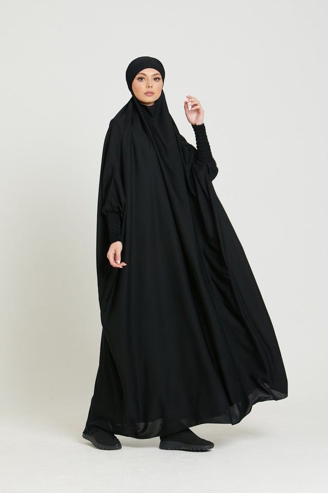Lyxig Jilbab i Fin Silk: Färgrik, Mjuk & Glansig!
