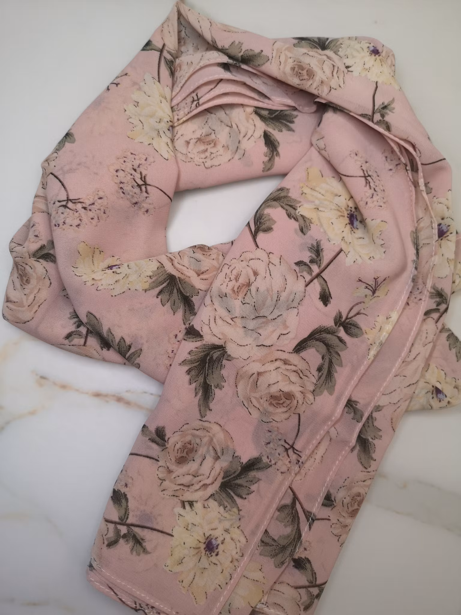 Mjuk Blommig Chiffonhijab för alla säsonger