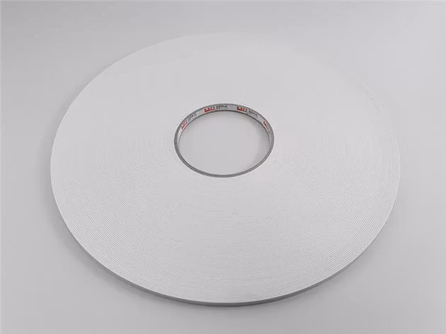 1 m / Dubbelhäftande 6 mm tejp metervara