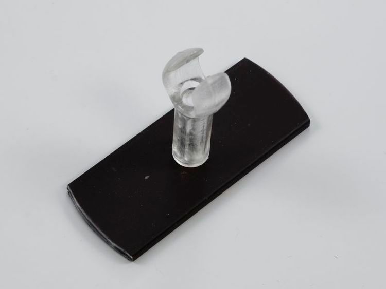 Hållare 20 mm för plast vridstång BRUN (B04G)