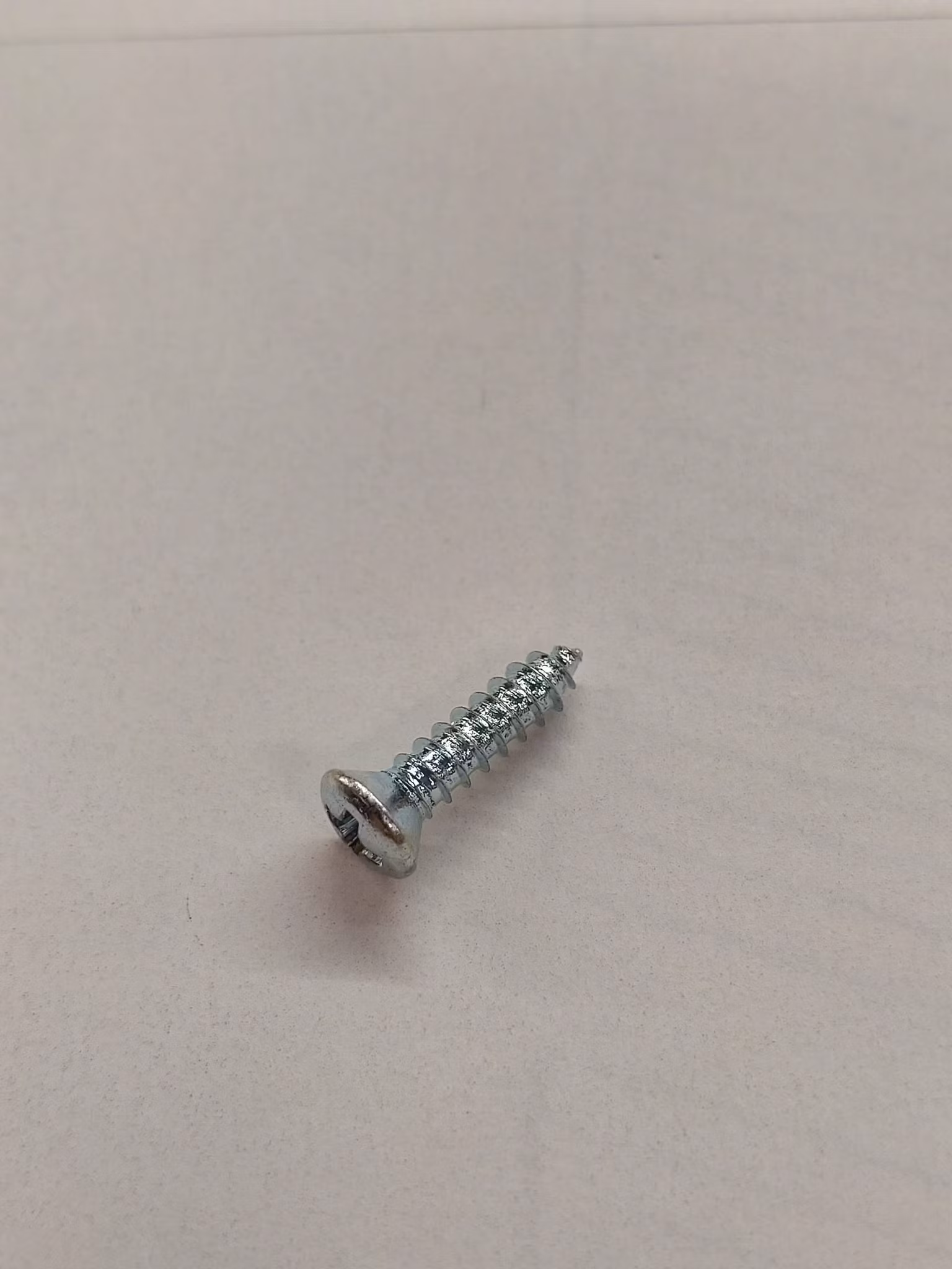 Skruv 2,9 x 13 mm (M16)