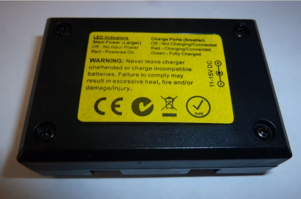 4 x 1S JST MX 1,25 3,7 volt LiPo lader