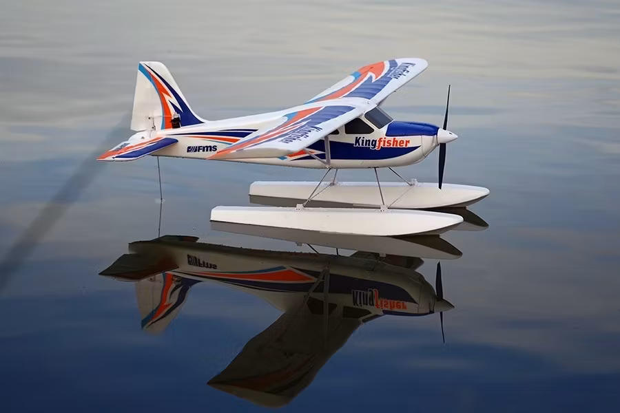 FMS Kingfisher V2 1400MM wheels floats skis Gyro RTF