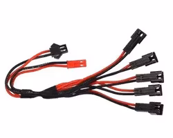 2 inn 5 ut ladekabel med SM-2 plugger
