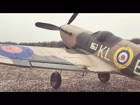Volantex Spitfire 2.4 Ghz 4 ch 6 Axis gyro RTF