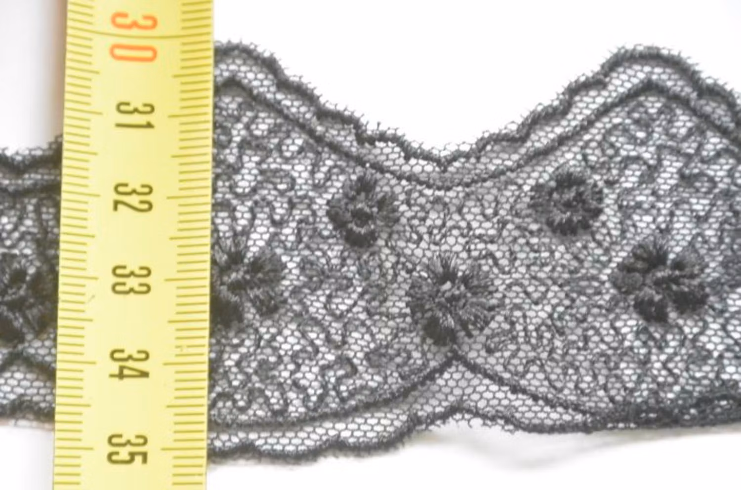 Svart tyllspets, 4,5 cm