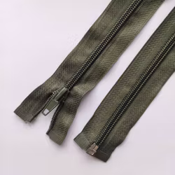 Dragkedja, blixtlås 5mm 30-75 cm. Mörk olivgrön.