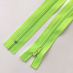 18 cm dragkedja. Neongul.
