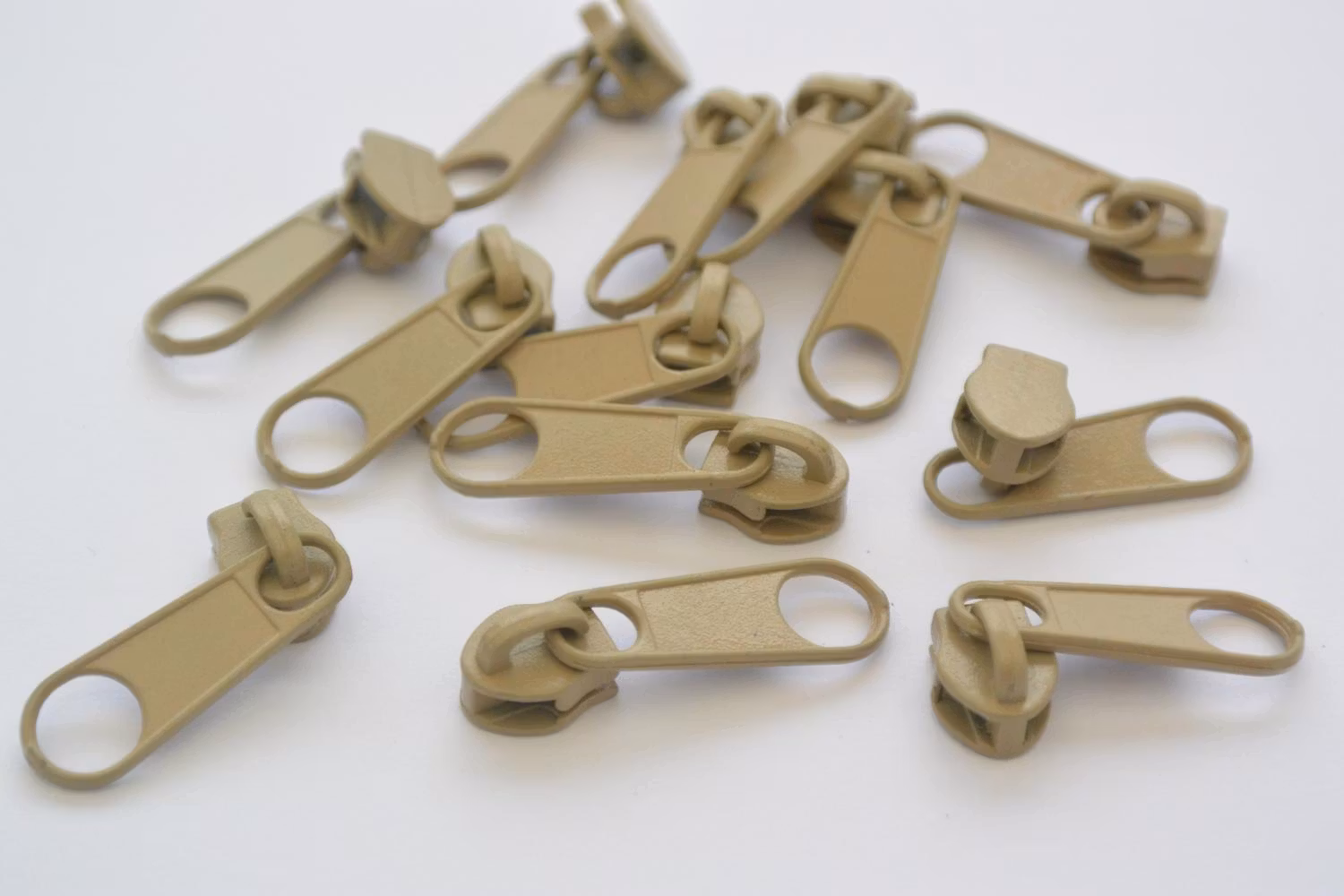 Löpare till 3 mm blixtlås, 308 Beige