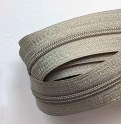 Blixtlås, metervara, 3mm. 295 Beige/beigegrå