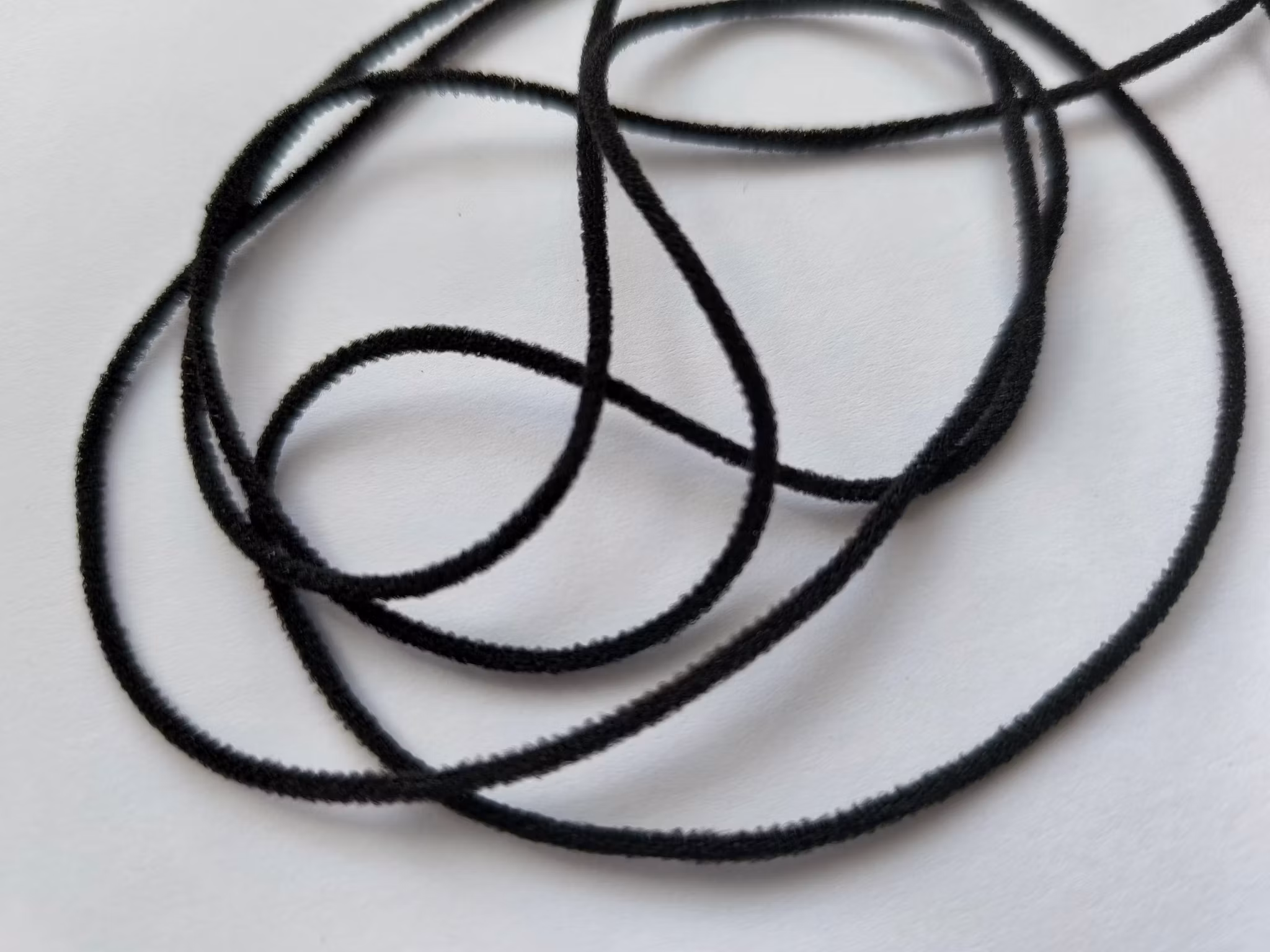 Mjuk rundresår, anoraksnodd, svart, 2 mm/5meter