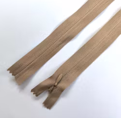 Osynligt, dolt blixtlås, 20 cm. Beige.