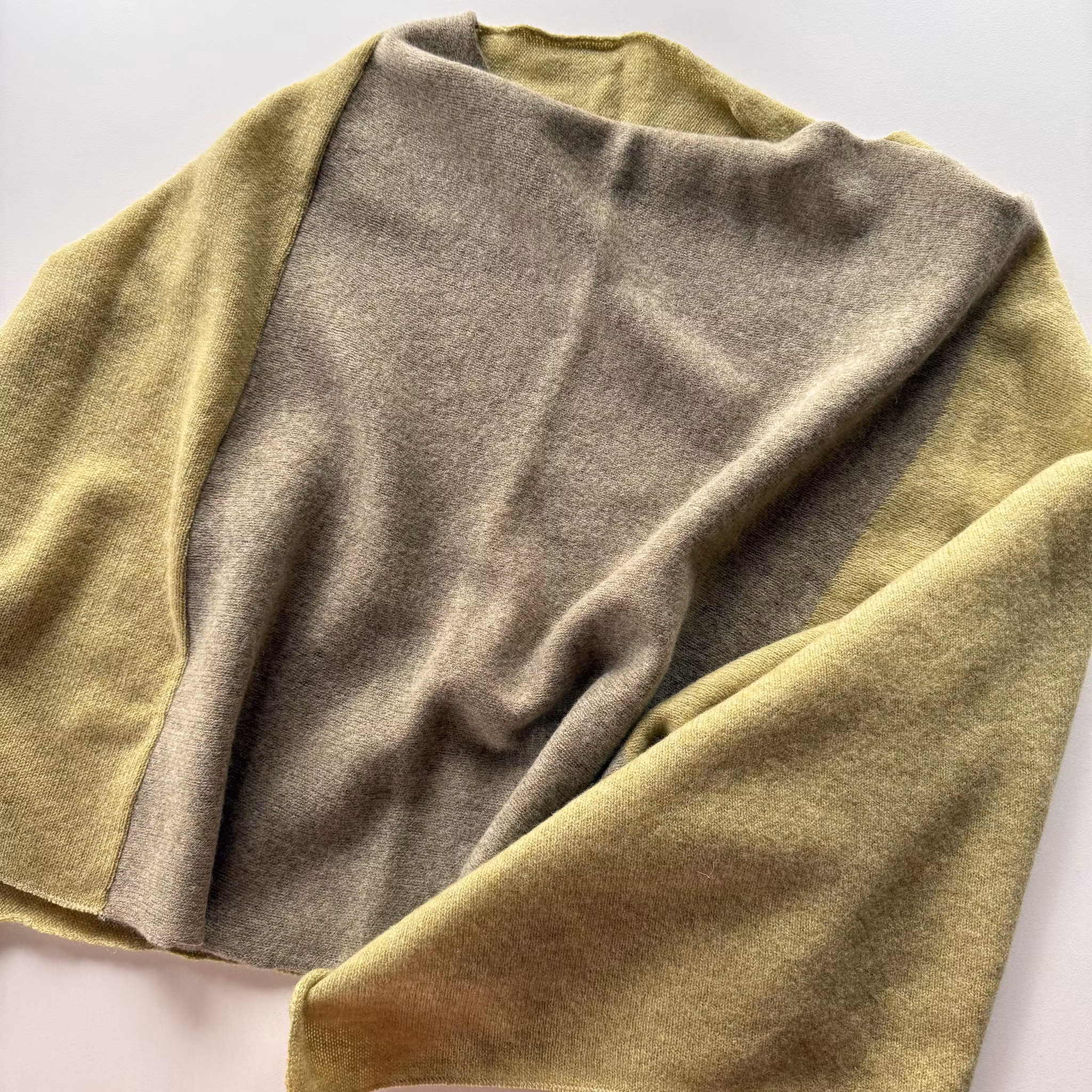 Poncho Enfärgad