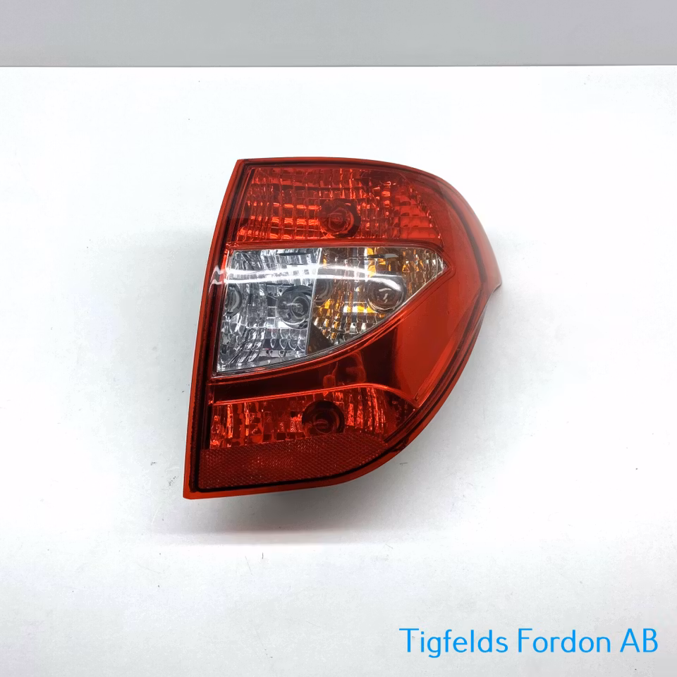 Tail light Right - Aixam 2010-2016 (Used)