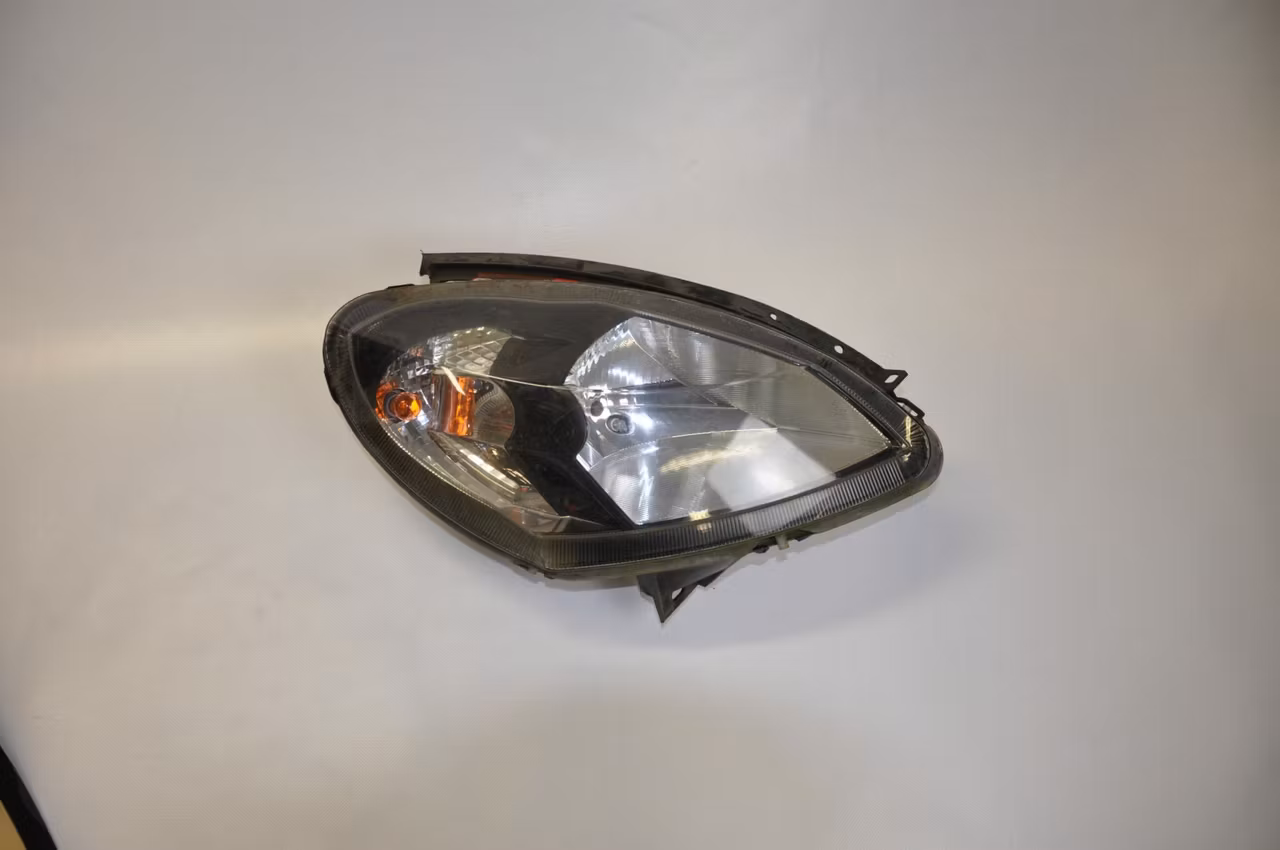 Strålkastare - Ligier IXO Höger (Beg)