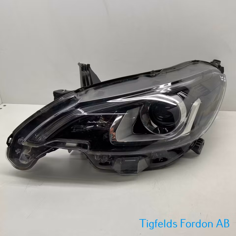 Headlight left  - Ligier JS50/JS50L (Used)