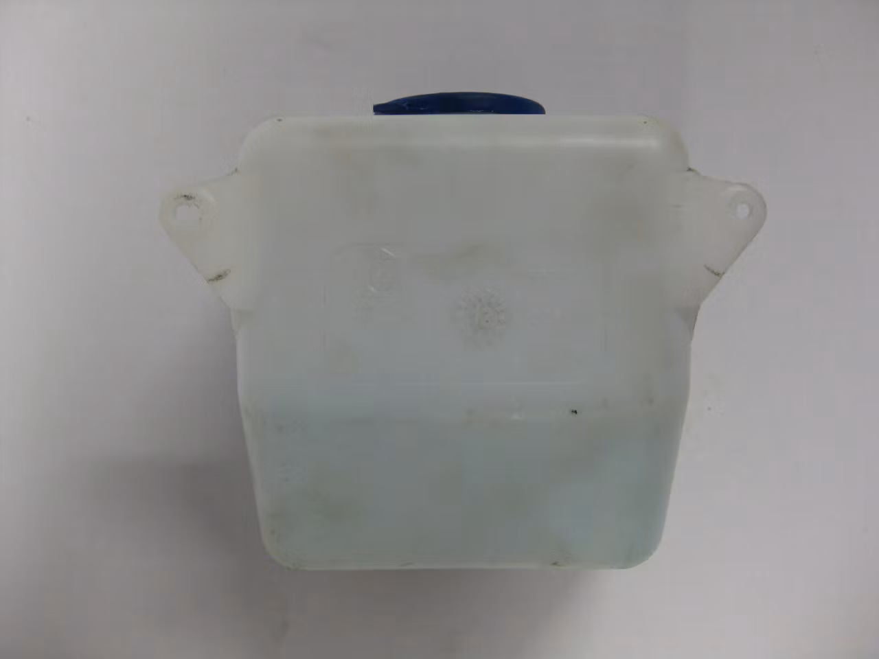 Spolarbehållare with spolarpump - Chatenet (Used)