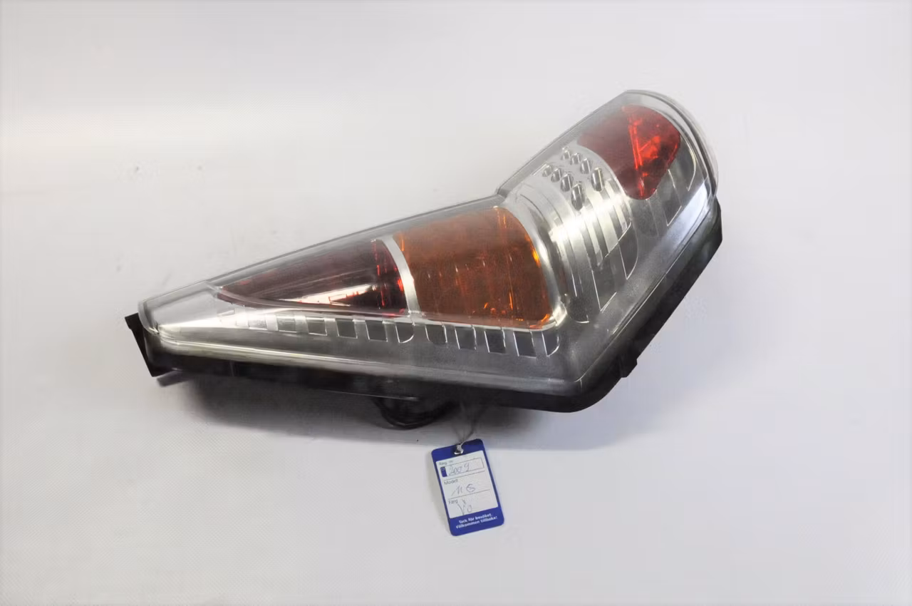 Baklykta - Microcar MGO 2009 Höger (Beg)