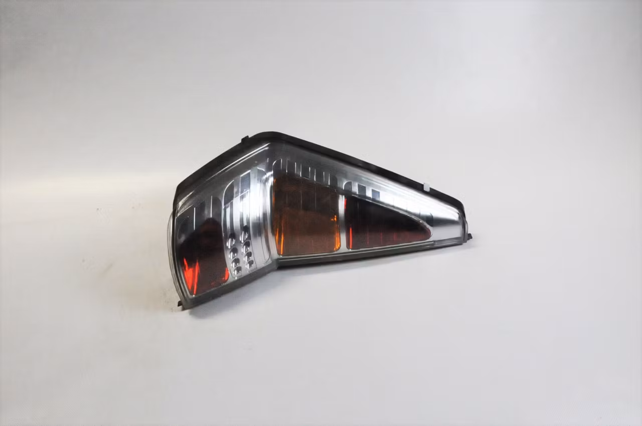 Baklykta - Microcar MGO 2009 Höger (Beg)