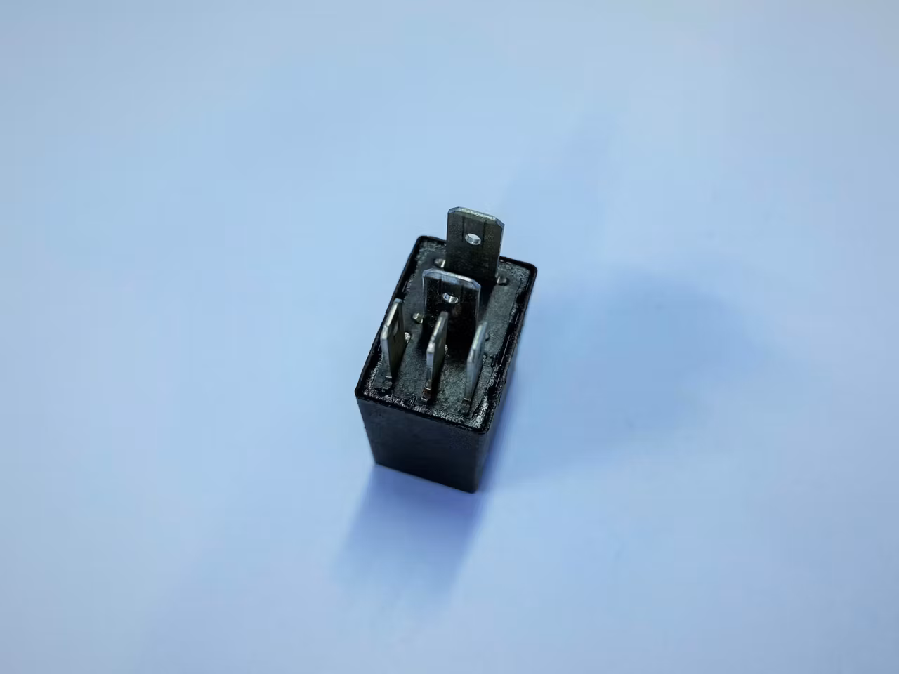 Relä till sidobackspegel - Aixam (Beg)