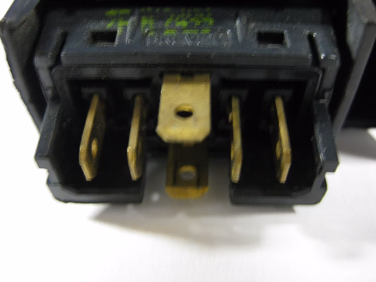 Knapp fönsterhissreglage  -Passar Aixam  (Beg)