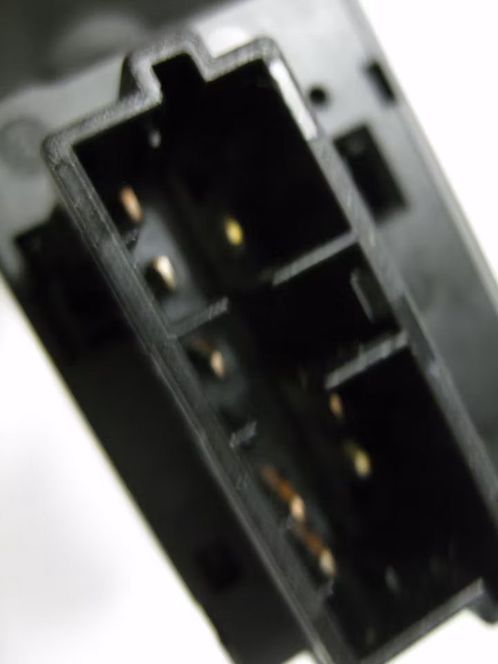 Windshield wiper control 8 pin - Aixam Minauto (Used)