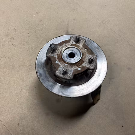 Spindelhus Vänster fram - Bellier B8 2018 (Beg)