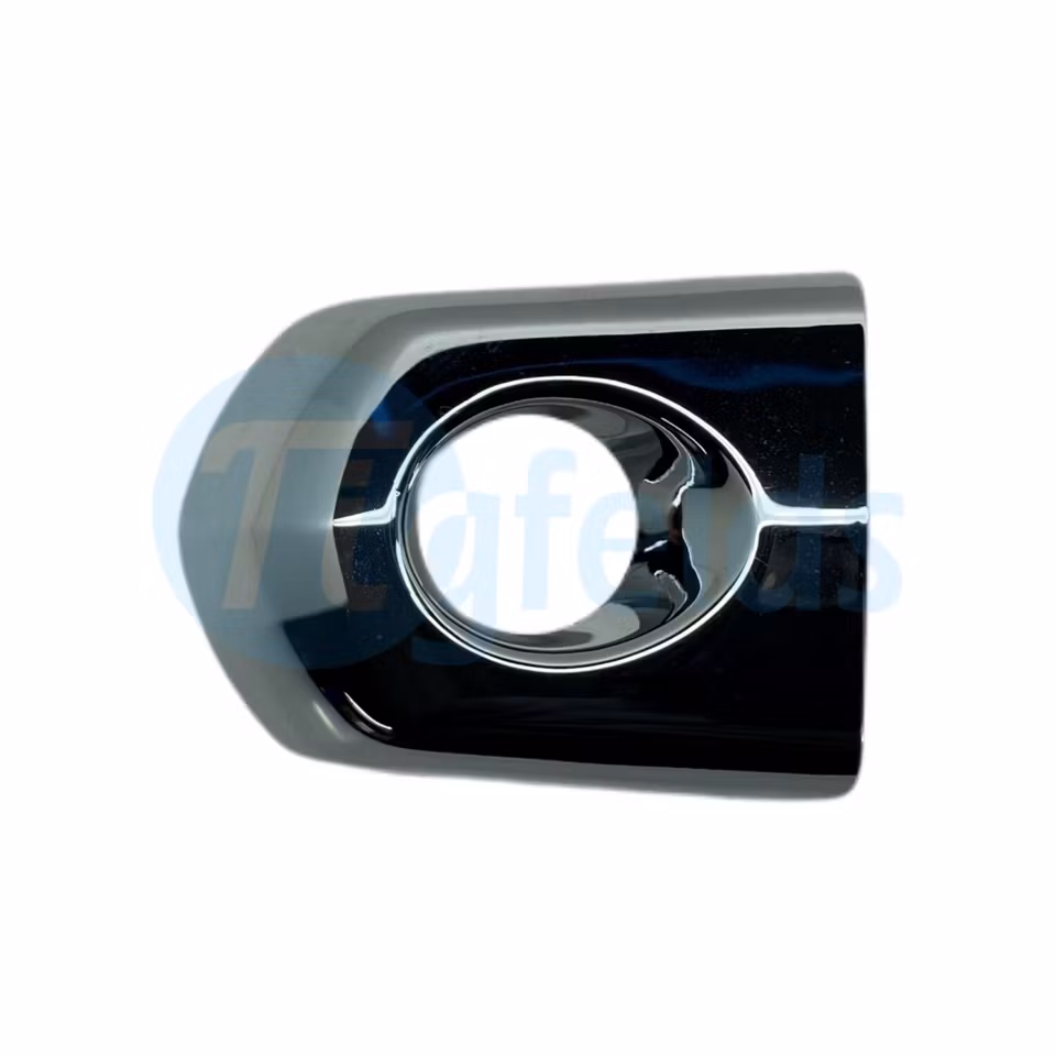 Täckkåpa nyckellås - Aixam 2010-2020 krom (Förarsida)