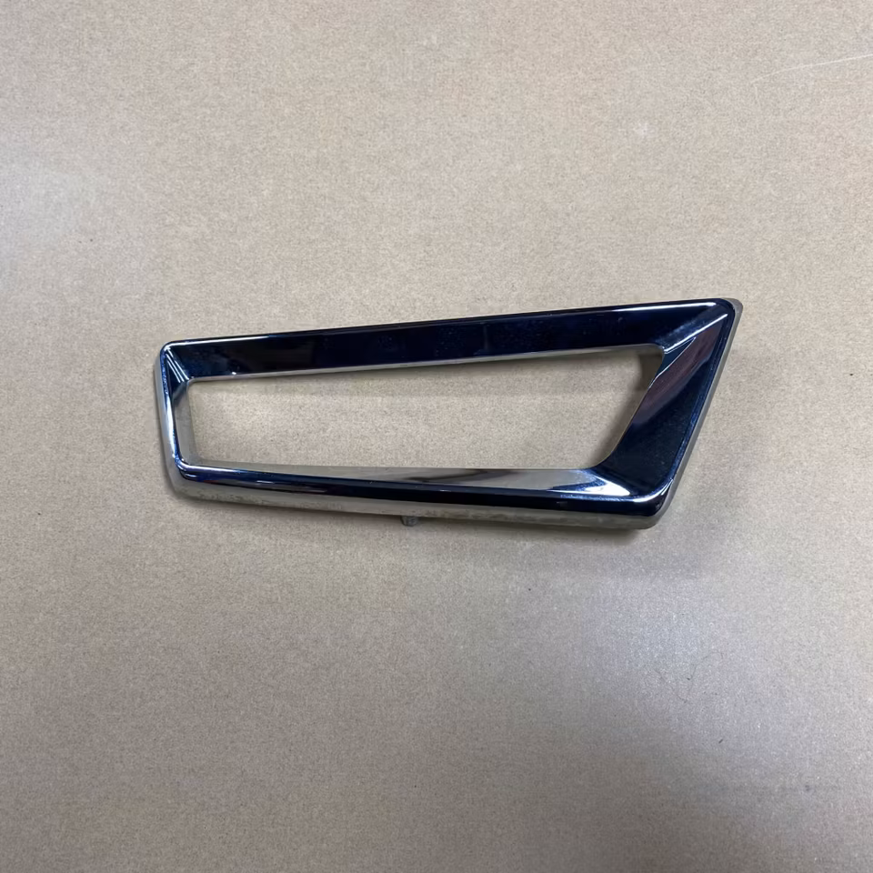 Kromdetalj avgasrör vänster - Ligier JS50/L V2/3 (Beg)