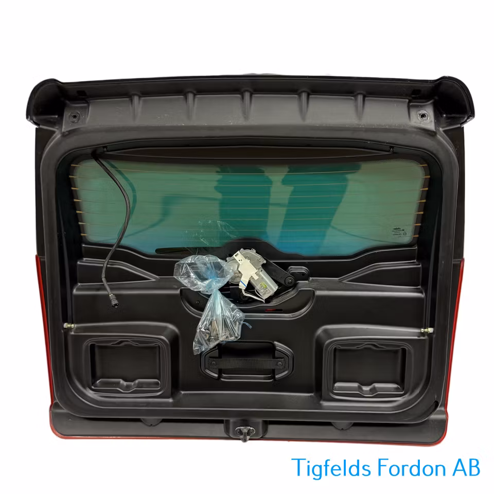 Bagagelucka Röd - Ligier JS50  2016 (Beg)