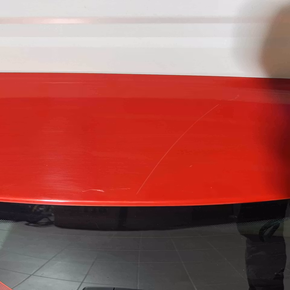 Bagagelucka Röd - Ligier JS50 (Beg)