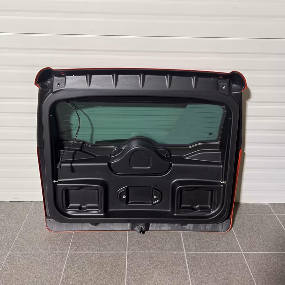 Bagagelucka Röd - Ligier JS50 (Beg)