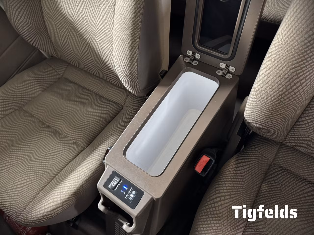 Toyota Land Cruiser GRJ71 4.0 V6