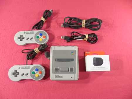 Super Nintendo Classic Mini Konsol inkl. 2 st handkontroller