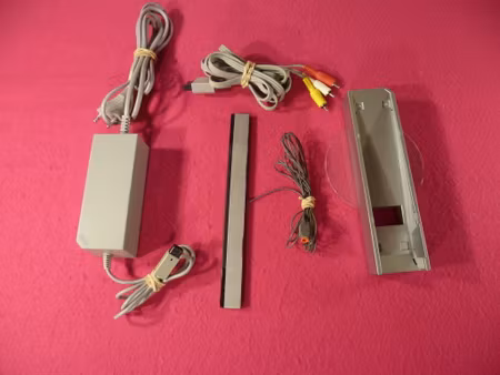 Nintendo Wii Konsol Silver/Chrome inkl. 1 st Handkontroll (Gamecube-kompatibel)